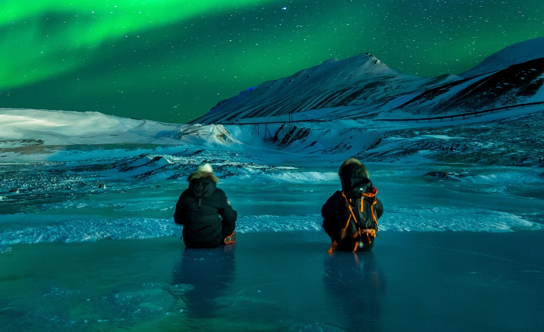 Alaska mountains and lake